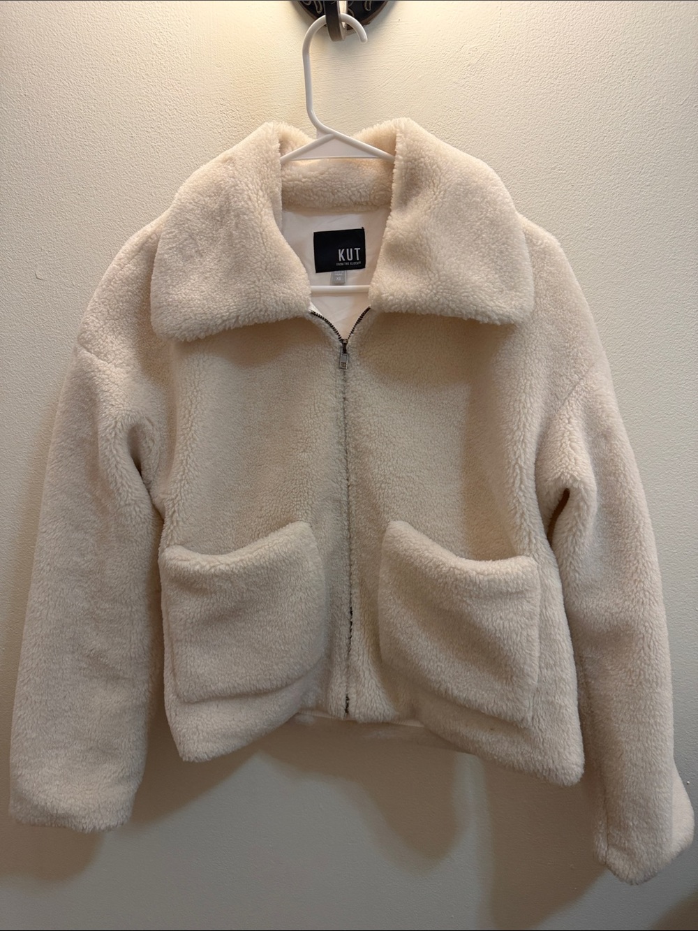 Kut from the Kloth Cream Sherpa Zip Jacket